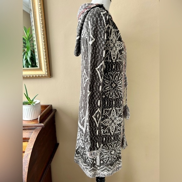 Free People Kai Tassel Pom Pom Tapestry Hooded Long Cardigan Sweater XS - Picture 8 of 16